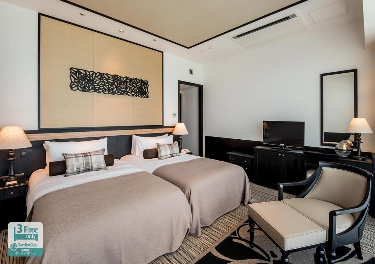 Hotel Monterey Okinawa Spa & Resort Онна Екстериор снимка